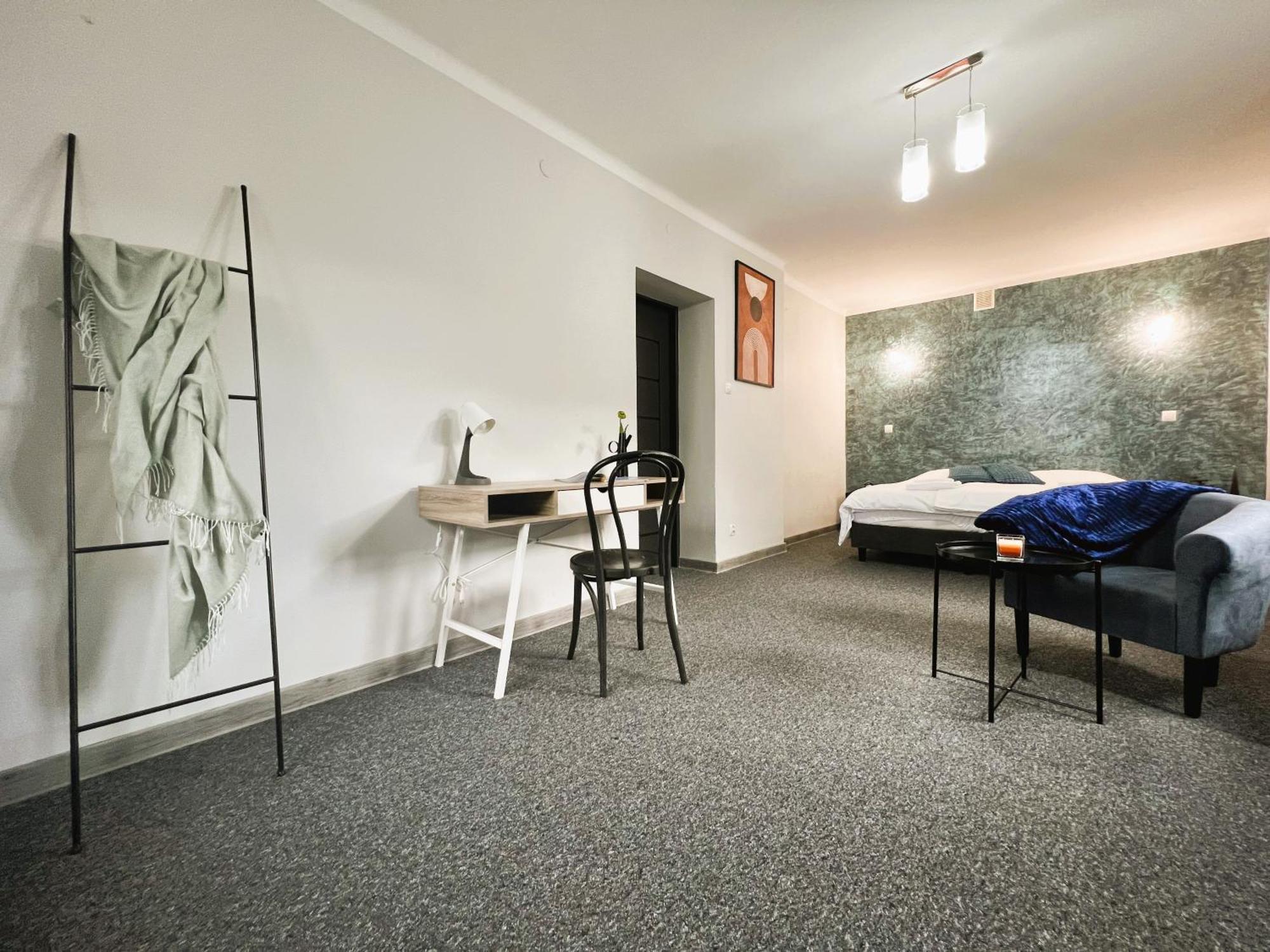 Apartamenty Romano Rzeszów Exteriör bild