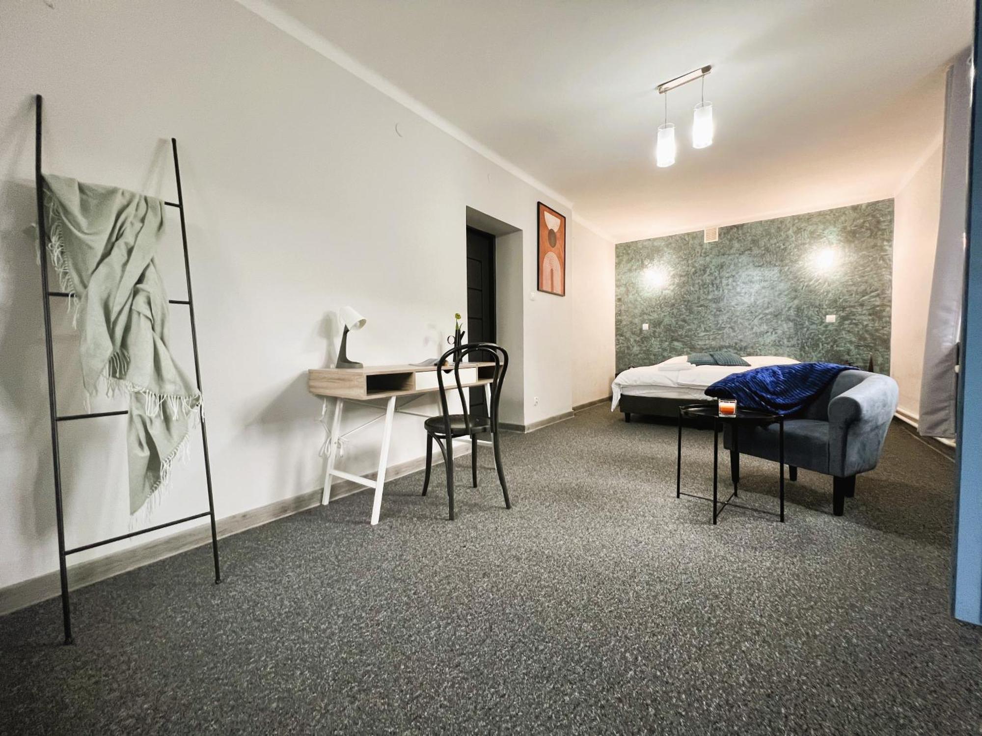 Apartamenty Romano Rzeszów Exteriör bild